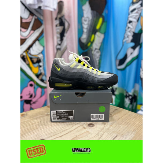 Air Max 95 Neon UK 9.5