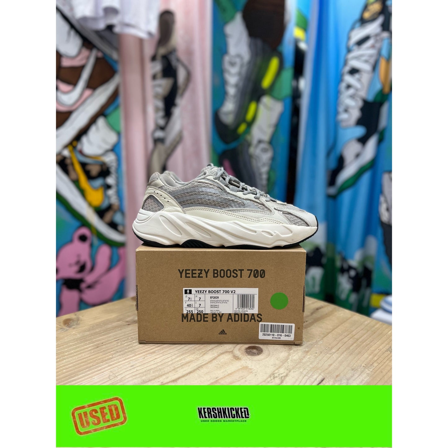 Yeezy 700 Static UK 7