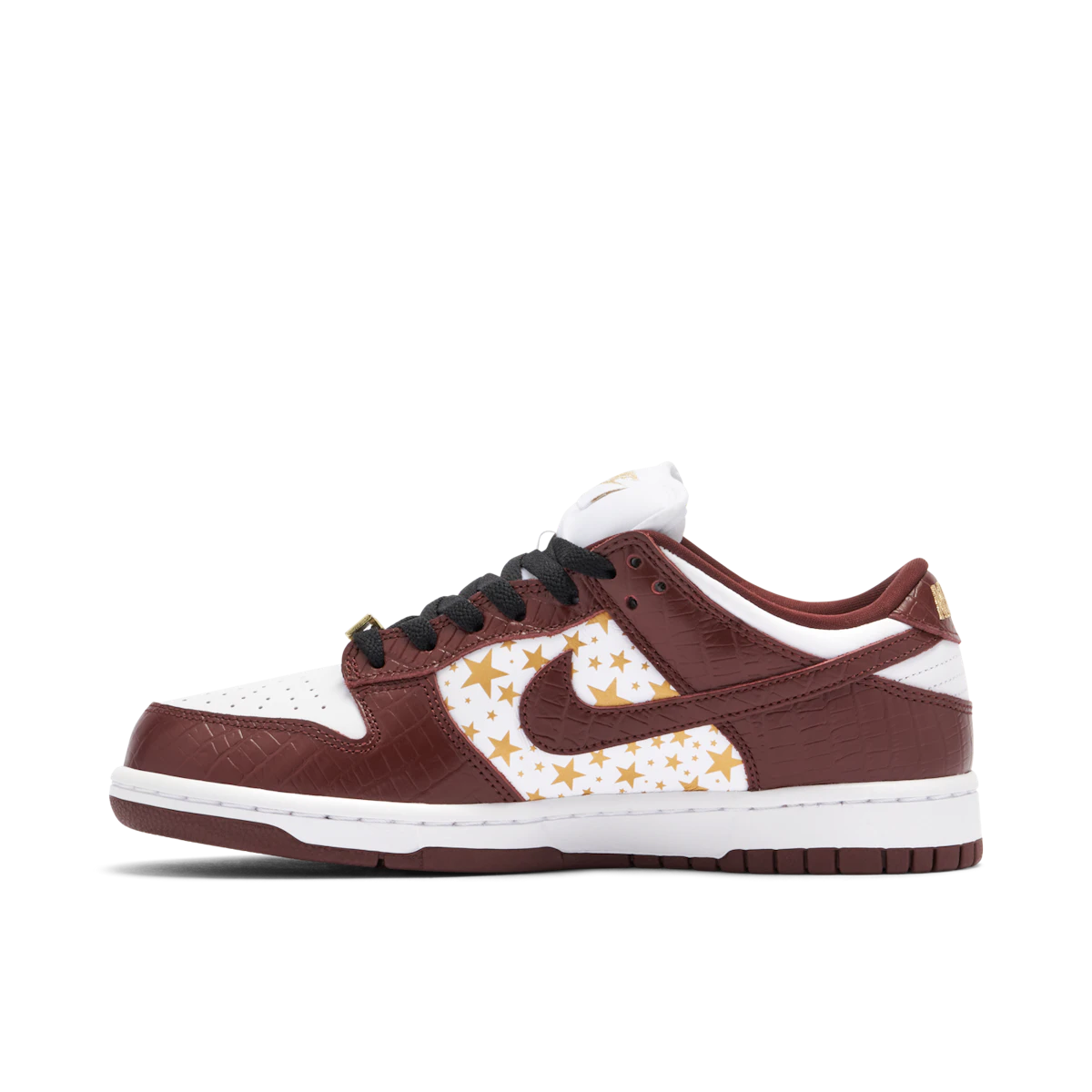 Nike SB Dunk Low Supreme Stars Barkroot Brown (2021) by Nike in Shoes. Available at KershKicks for £715.00. A must-have for fans of Nike looking to elevate their style with this Shoes.