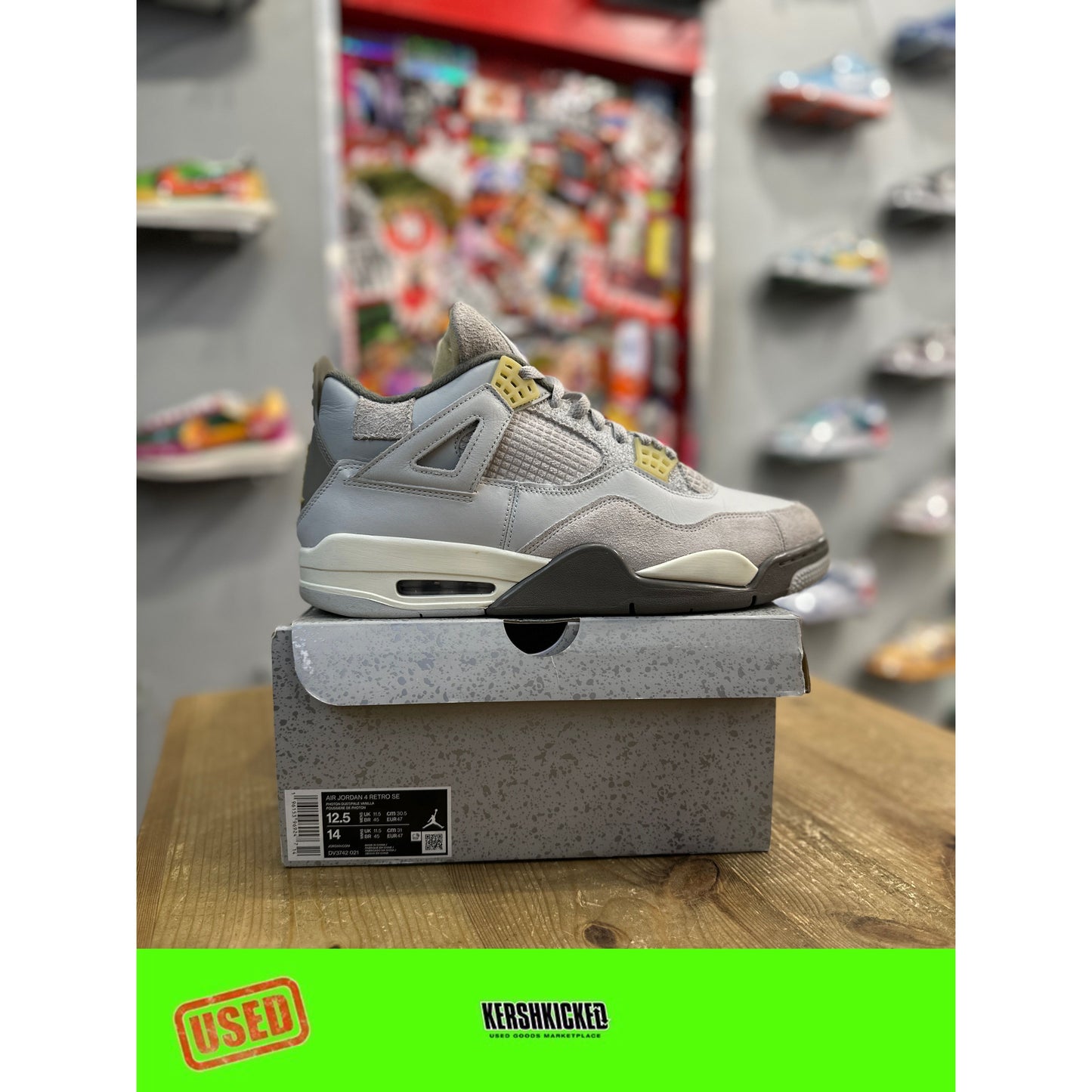 Jordan 4 Retro SE Craft Photon Dust UK 11.5