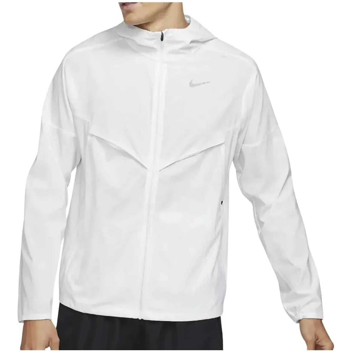 Nike Repel Packable Windrunner Jacket White by Nike in Uncategorized. Available at KershKicks for £90.00. A must-have for fans of Nike looking to elevate their style with this Activewear.