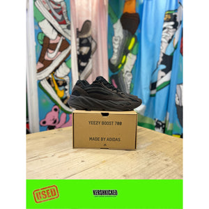 Yeezy 700 Vanta UK9.5 Yeezy KershKicks