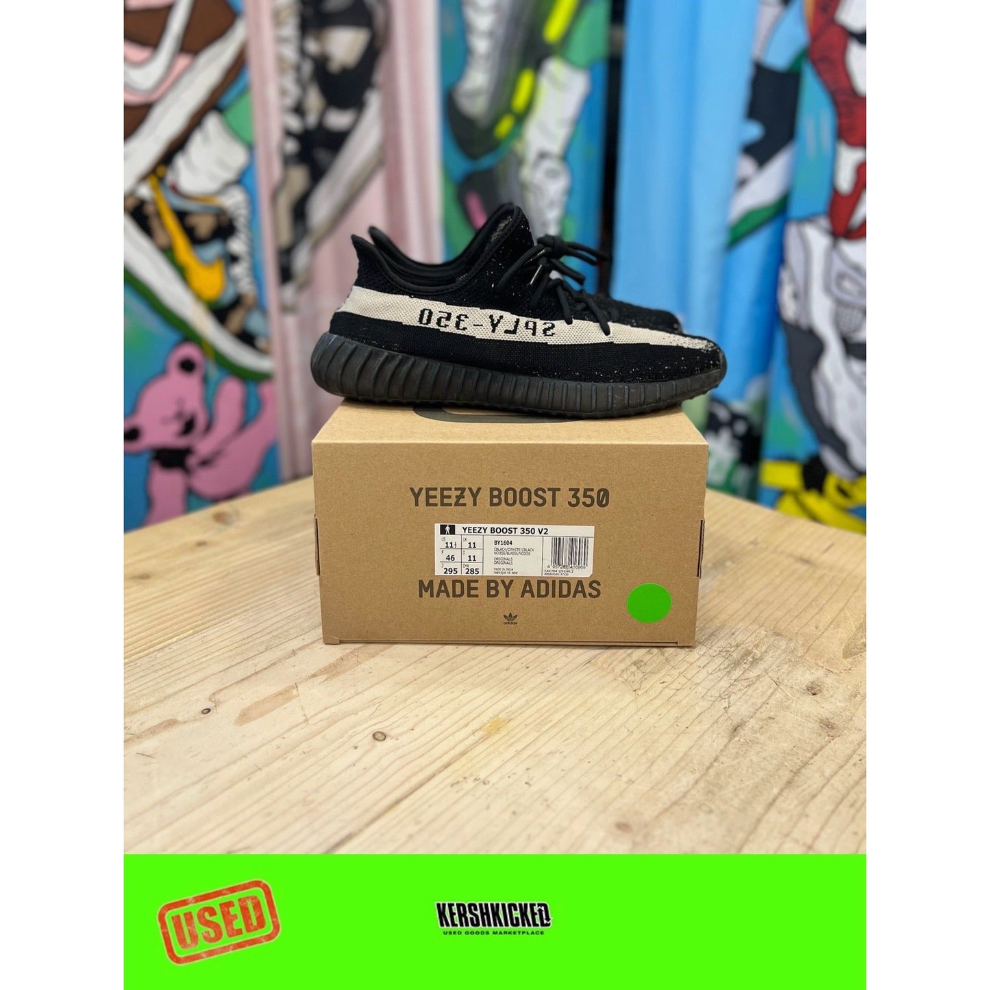 Yeezy 350 v2 Oreo UK11