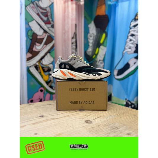 Yeezy 700 Wave Runner UK 10