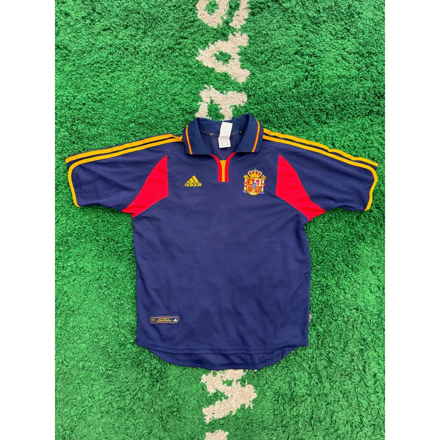 Spain Away Shirt 2000-2002 M 8/10 by KershKits in Clothing. Available at KershKicks for £75.00. A must-have for fans of KershKits looking to elevate their style with this Kits.