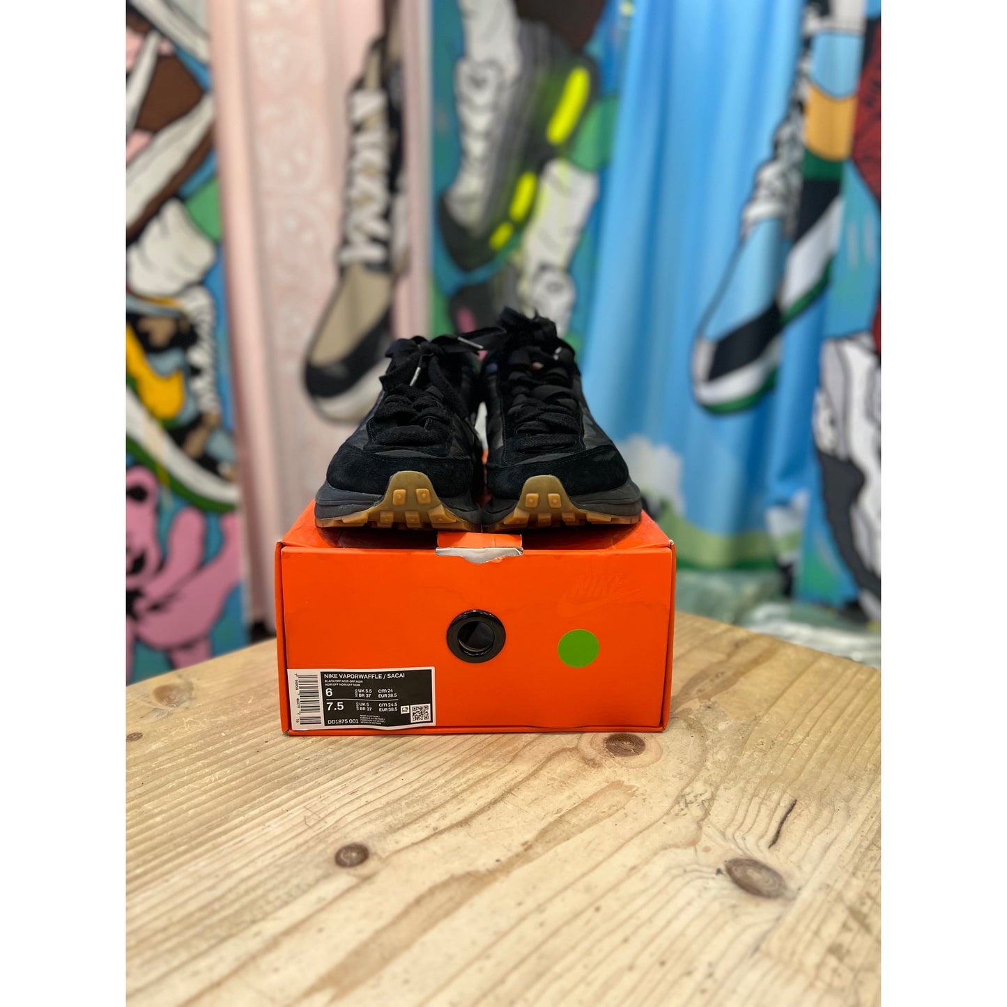 Nike Sacai Vapourwaffle Black Gum UK5.5