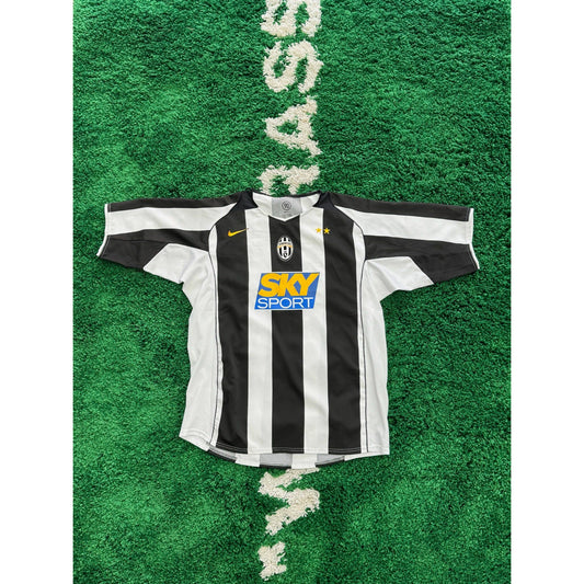 Juventus Home Shirt 2004-2005 XL by KershKits in Clothing. Available at KershKicks for £75.00. A must-have for fans of KershKits looking to elevate their style with this Kits.