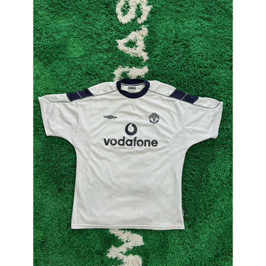 Manchester United Away Shirt 2000-2001 L by KershKits in Clothing. Available at KershKicks for £80.00. A must-have for fans of KershKits looking to elevate their style with this Kits.