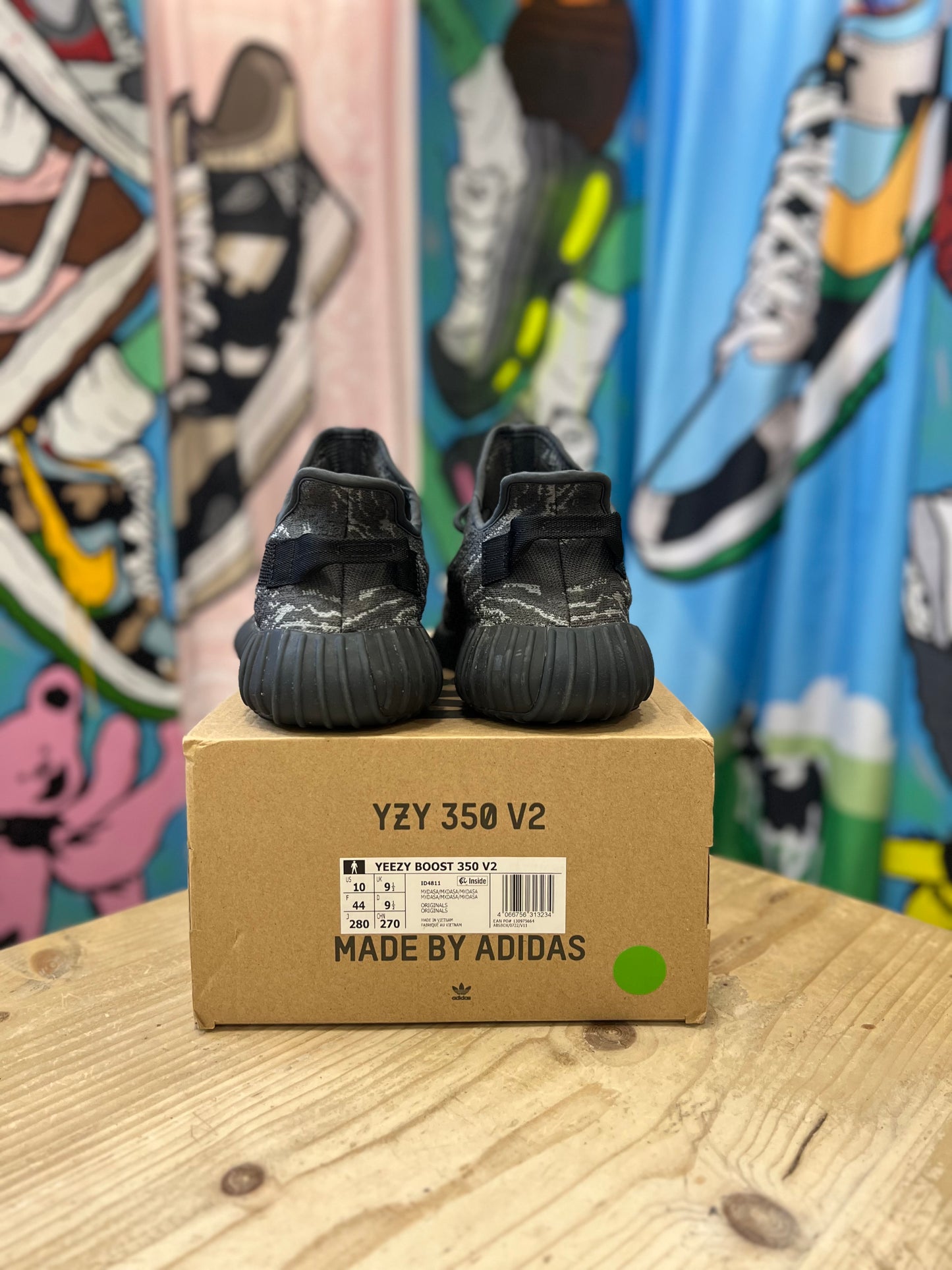 Yeezy 350 MX Dark Salt UK9.5