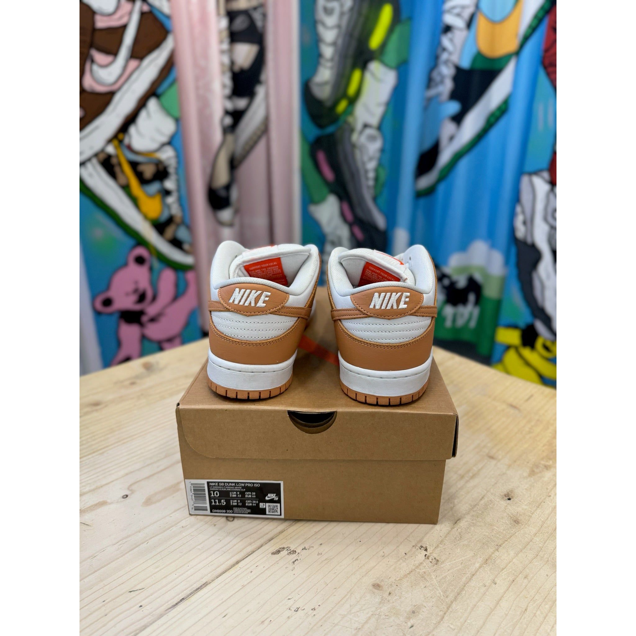 Nike sb light hot sale