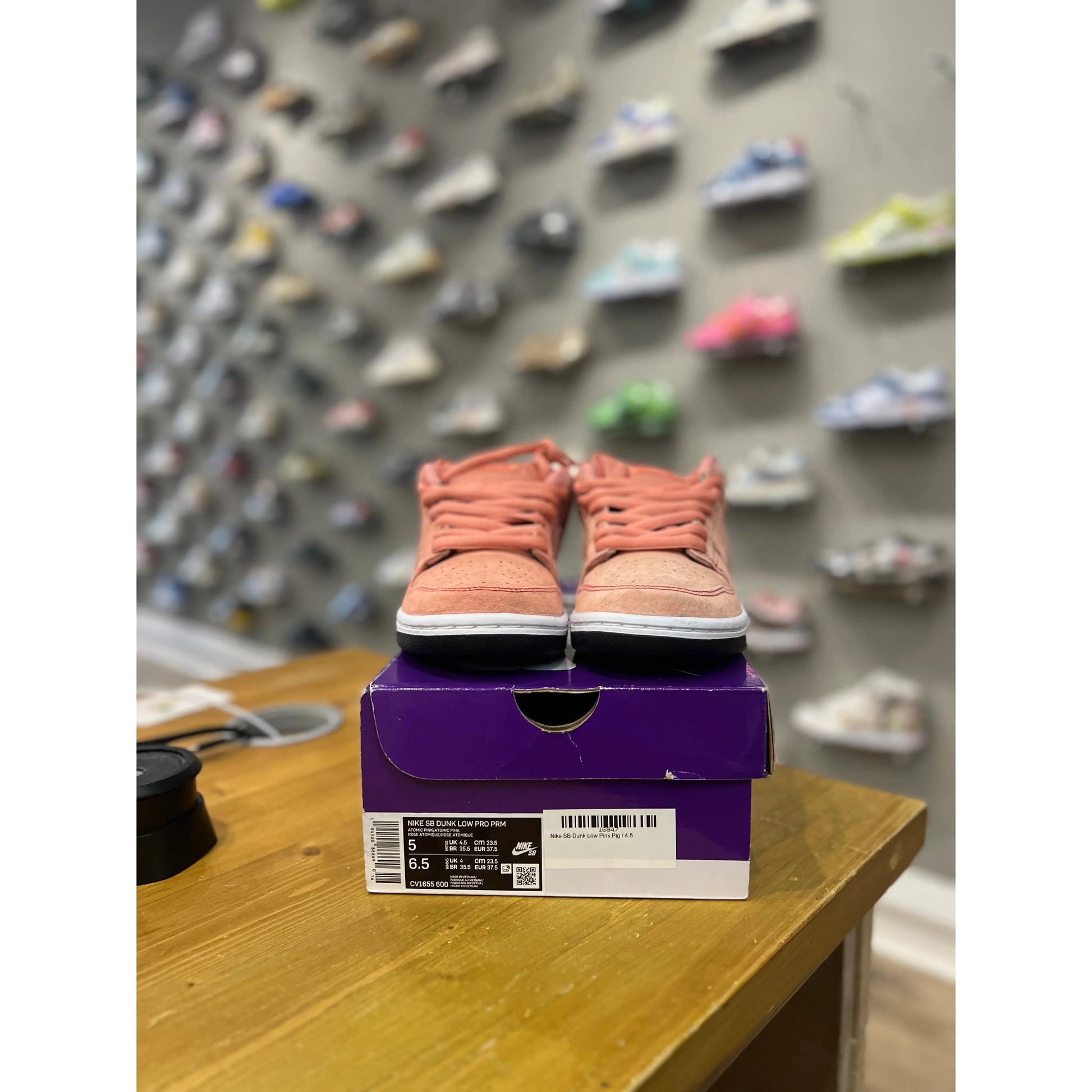 Nike SB Dunk Low Pink Pig UK 4.5 by Nike in Shoes. Available at KershKicks for £140.00. A must-have for fans of Nike looking to elevate their style with this Kershkicked.