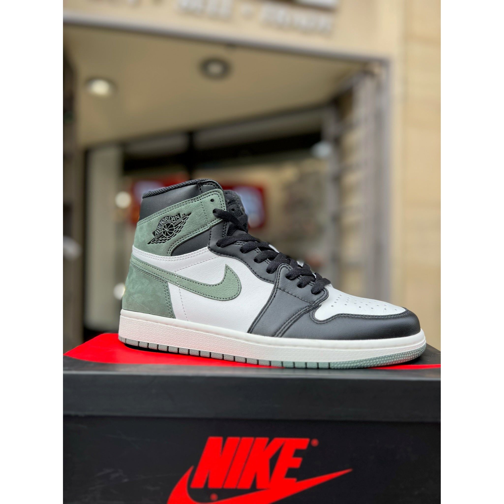 Air jordan 1 green hot sale clay