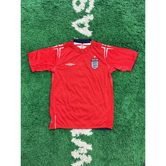 ENGLAND AWAY SHIRT 2004-2006 M by KershKits in Clothing. Available at KershKicks for £30.00. A must-have for fans of KershKits looking to elevate their style with this Kits.