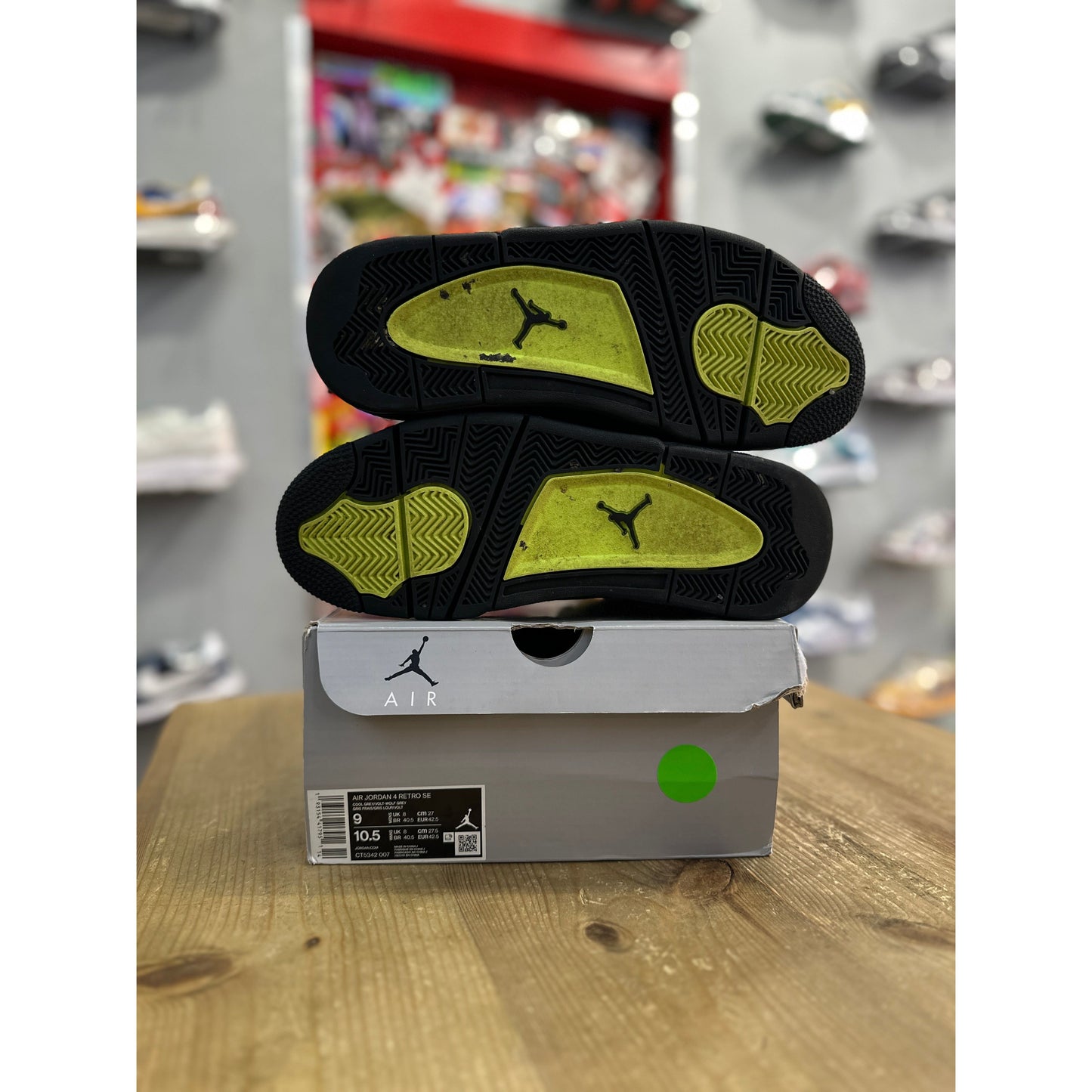 Jordan 4 Retro SE 95 Neon UK 8