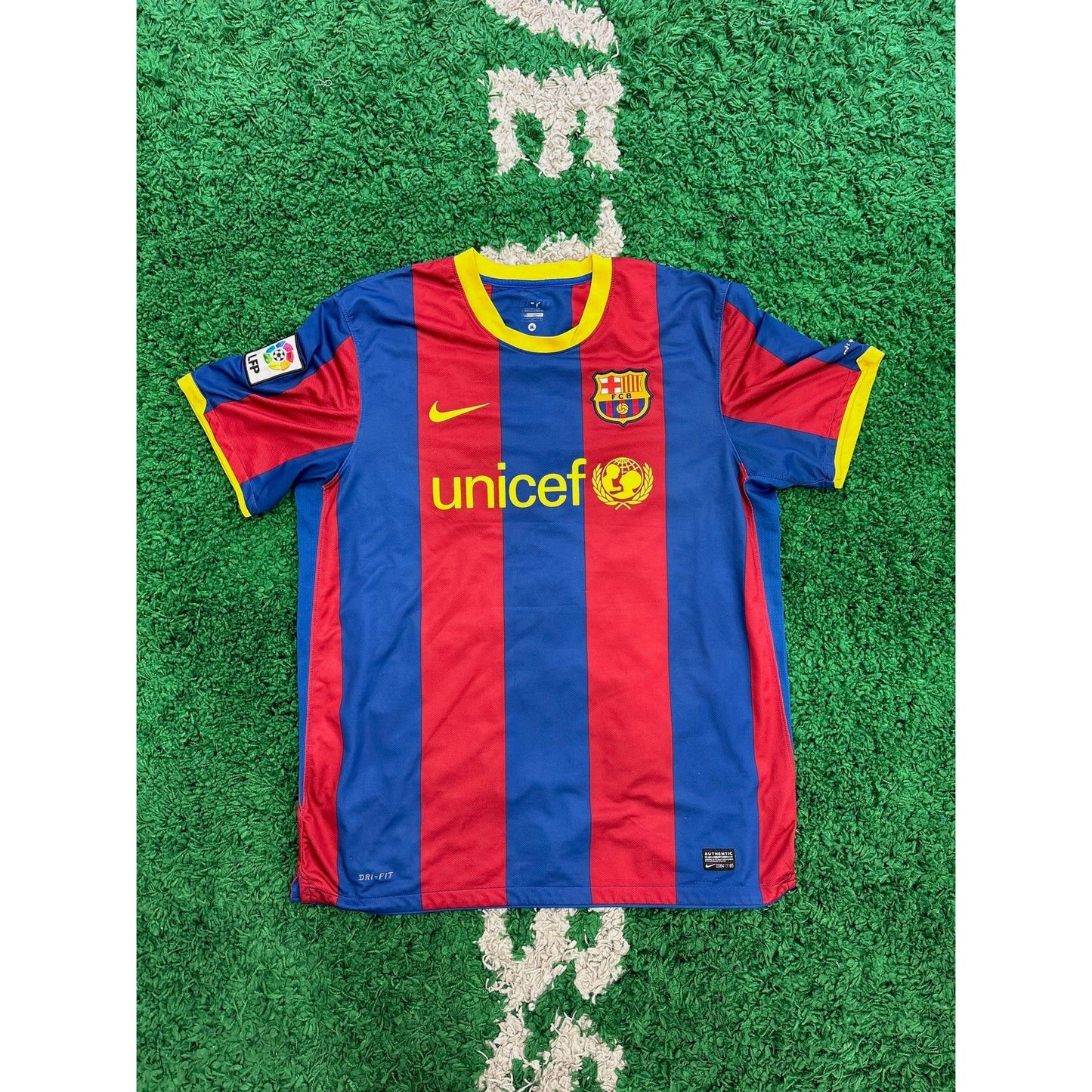 Barcelona Home Shirt 2010/11 XL 7/10 by KershKits in . Available at KershKicks for £65.00. A must-have for fans of KershKits looking to elevate their style with this Kits.