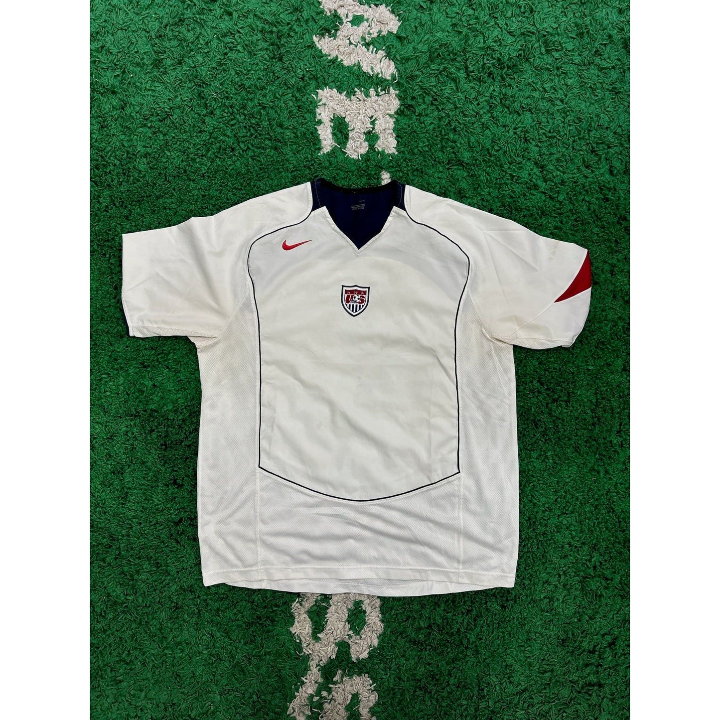 USA Home Shirt 2006/07 XL 7/10 by KershKits in . Available at KershKicks for £55.00. A must-have for fans of KershKits looking to elevate their style with this Kits.