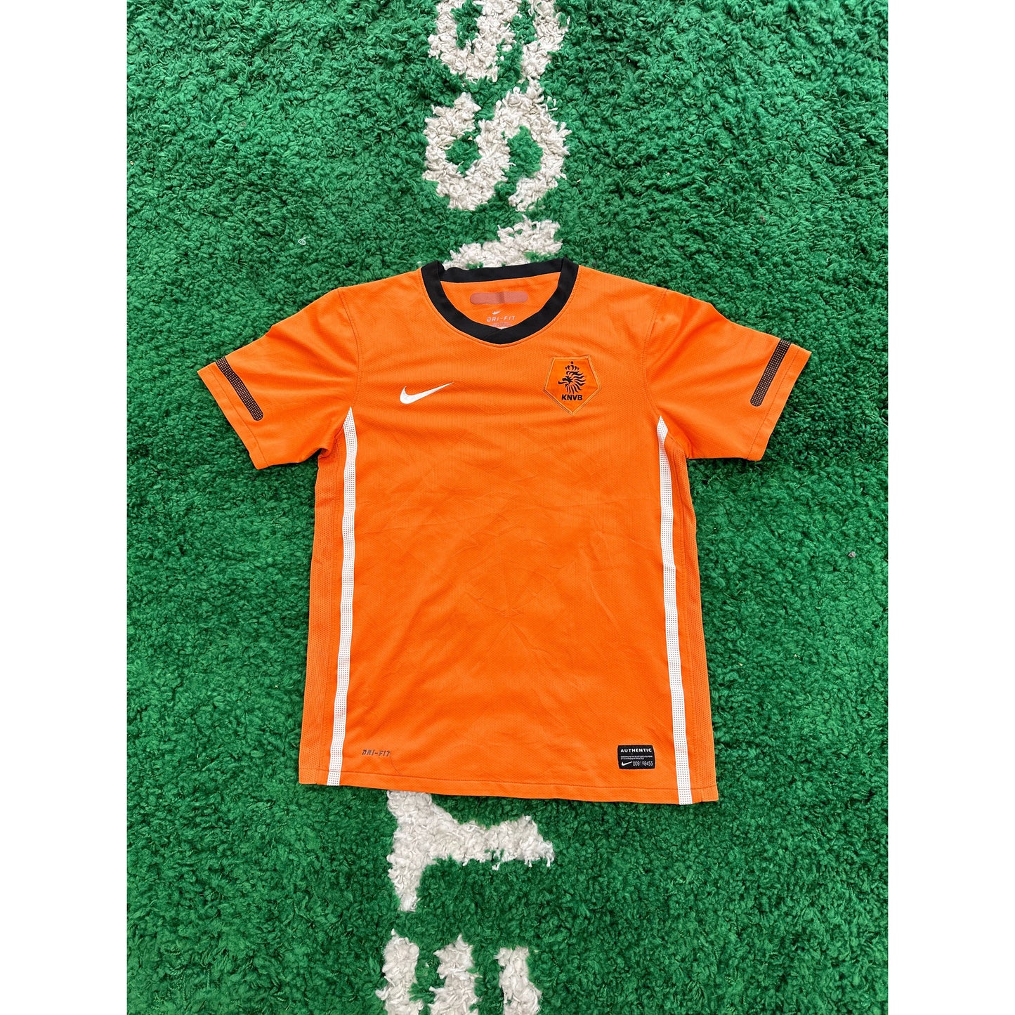 2010-11 Netherlands Home Shirt L BOYS