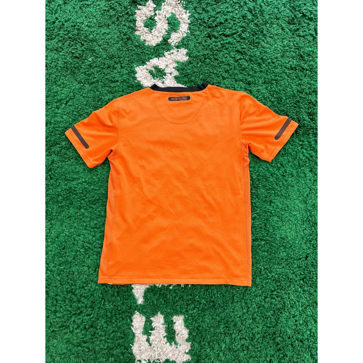 2010-11 Netherlands Home Shirt L BOYS