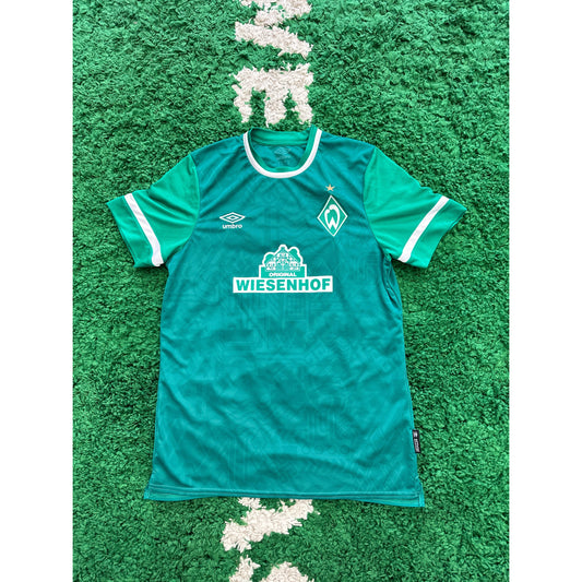 2021-22 Werder Bremen Home Shirt M 9/10 by KershKits in Clothing. Available at KershKicks for £45.00. A must-have for fans of KershKits looking to elevate their style with this Kits.