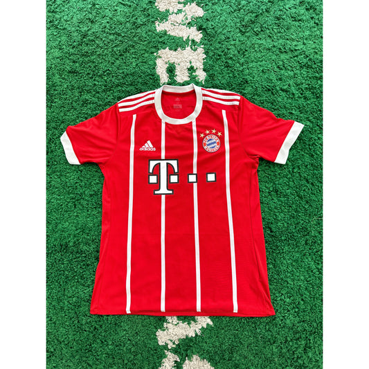 Bayern Munich 2017/18 Home Shirt M