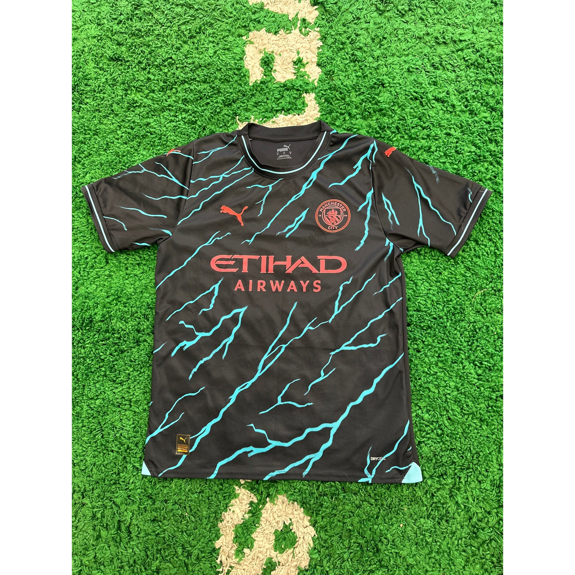 Manchester City 2023/24 Third Shirt M 9/10 by KershKits in . Available at KershKicks for £45.00. A must-have for fans of KershKits looking to elevate their style with this Kits.