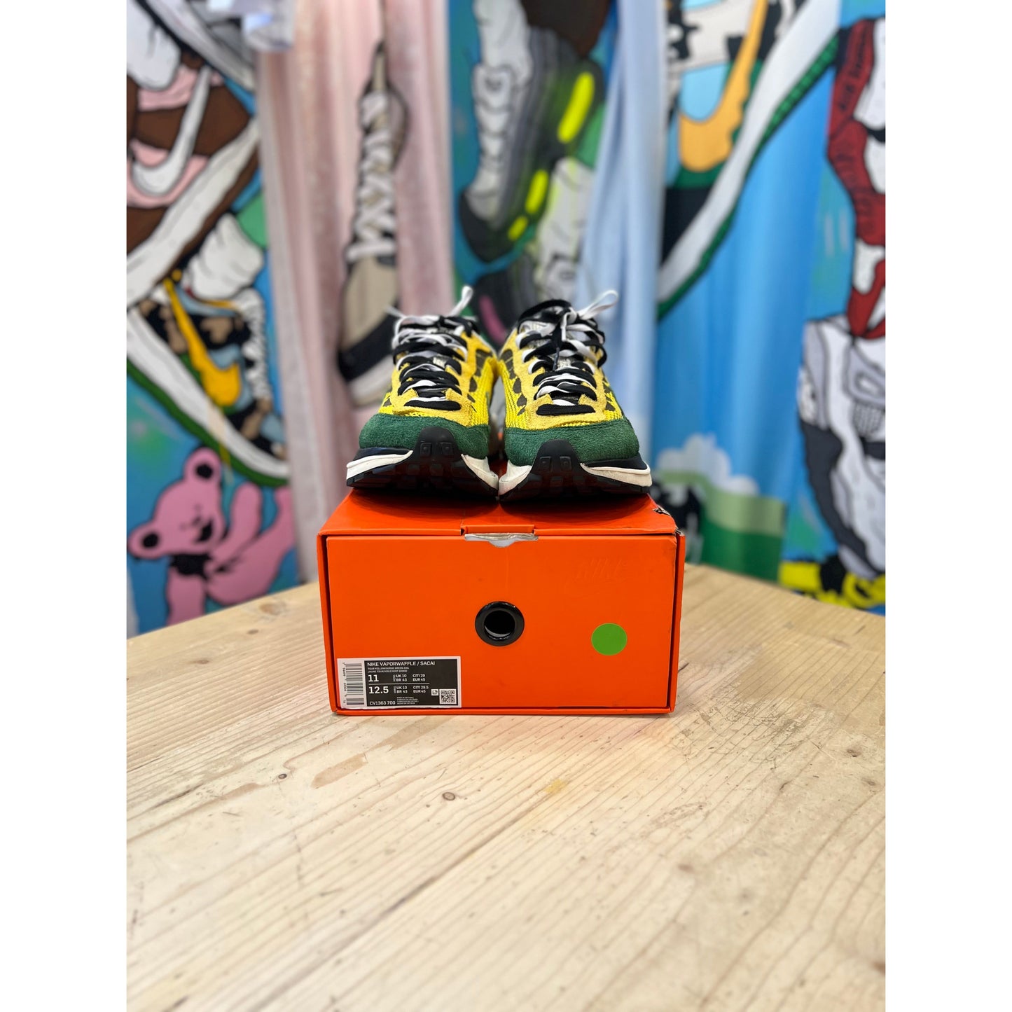 Nike Sacai Vaporwaffle Tour Yellow UK10