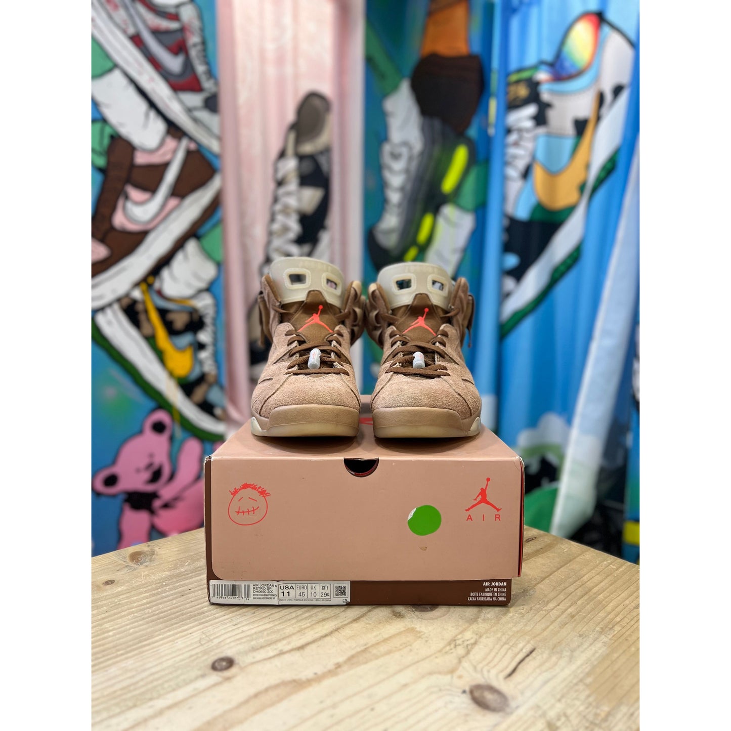 Travis Scott Jordan 6 British Khaki UK10