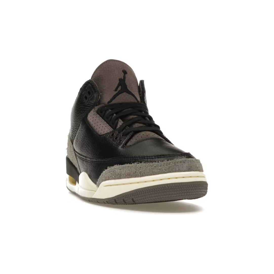 Jordan 3 Retro OG SP A Ma Maniére While You Were Sleeping (Women's) by Jordan's in Uncategorized. Available at KershKicks for £265.50. A must-have for fans of Jordan's looking to elevate their style with this Shoes.