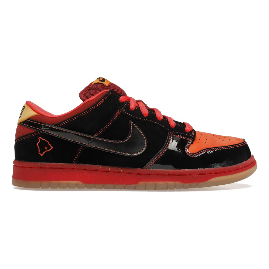 Nike SB Dunk Low Hawaii (2005) by Nike in Shoes. Available at KershKicks for £750.00. A must-have for fans of Nike looking to elevate their style with this Shoes.