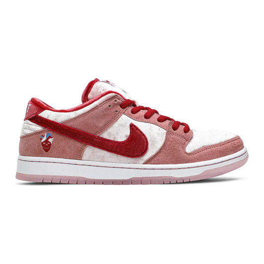 Nike SB Dunk Low StrangeLove Skateboards