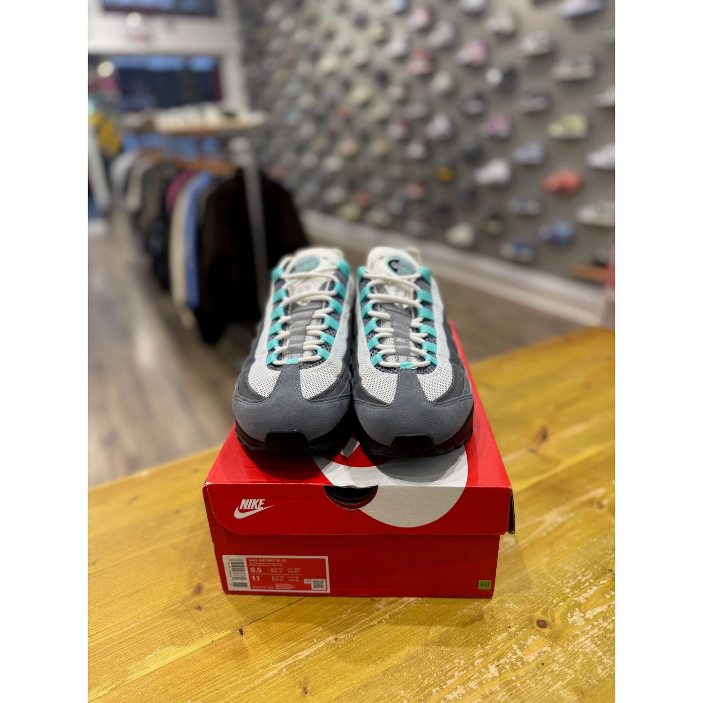 Air Max 95 Hyper Turquoise UK8.5