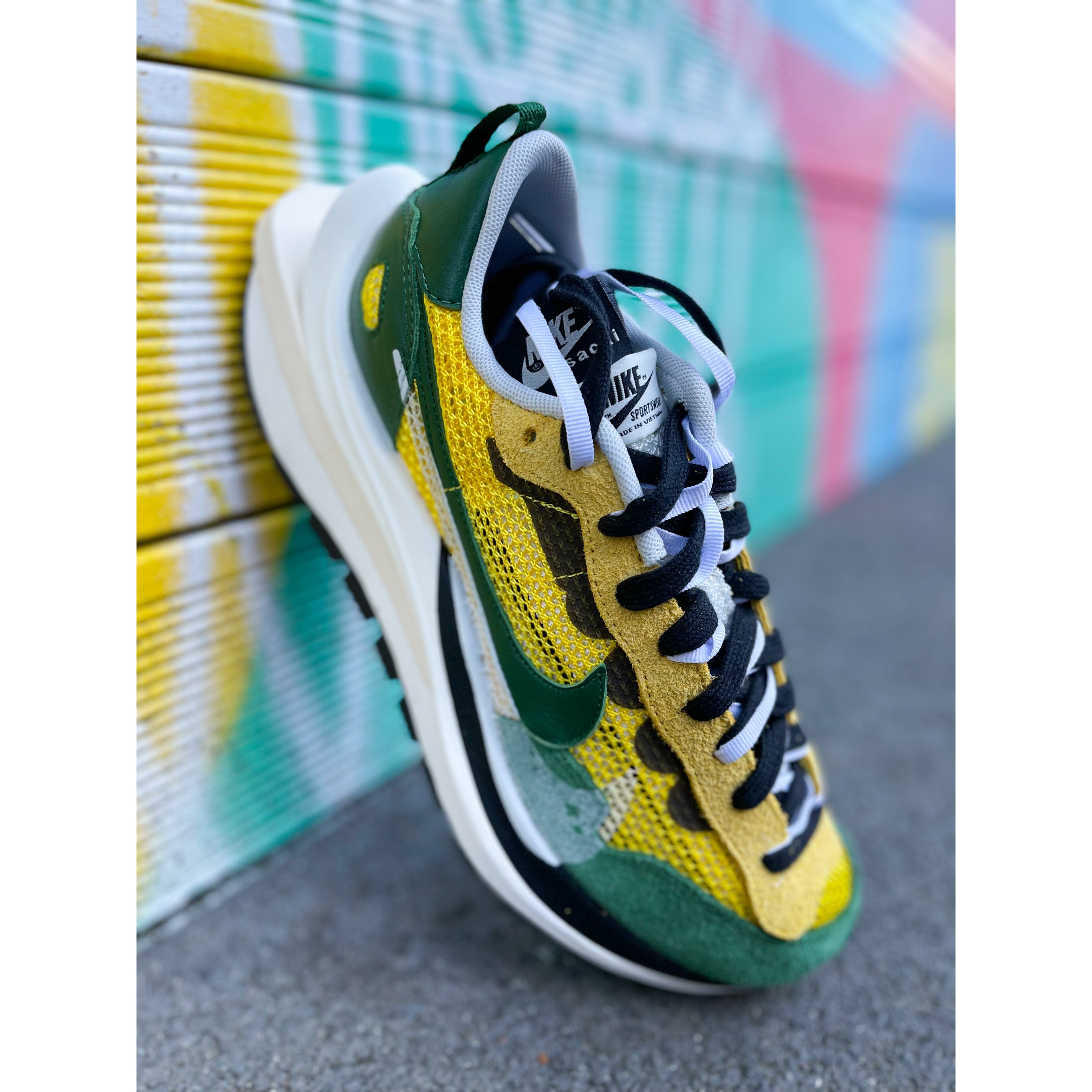 Nike Vaporwaffle sacai Tour Yellow Stadium Green Nike KershKicks