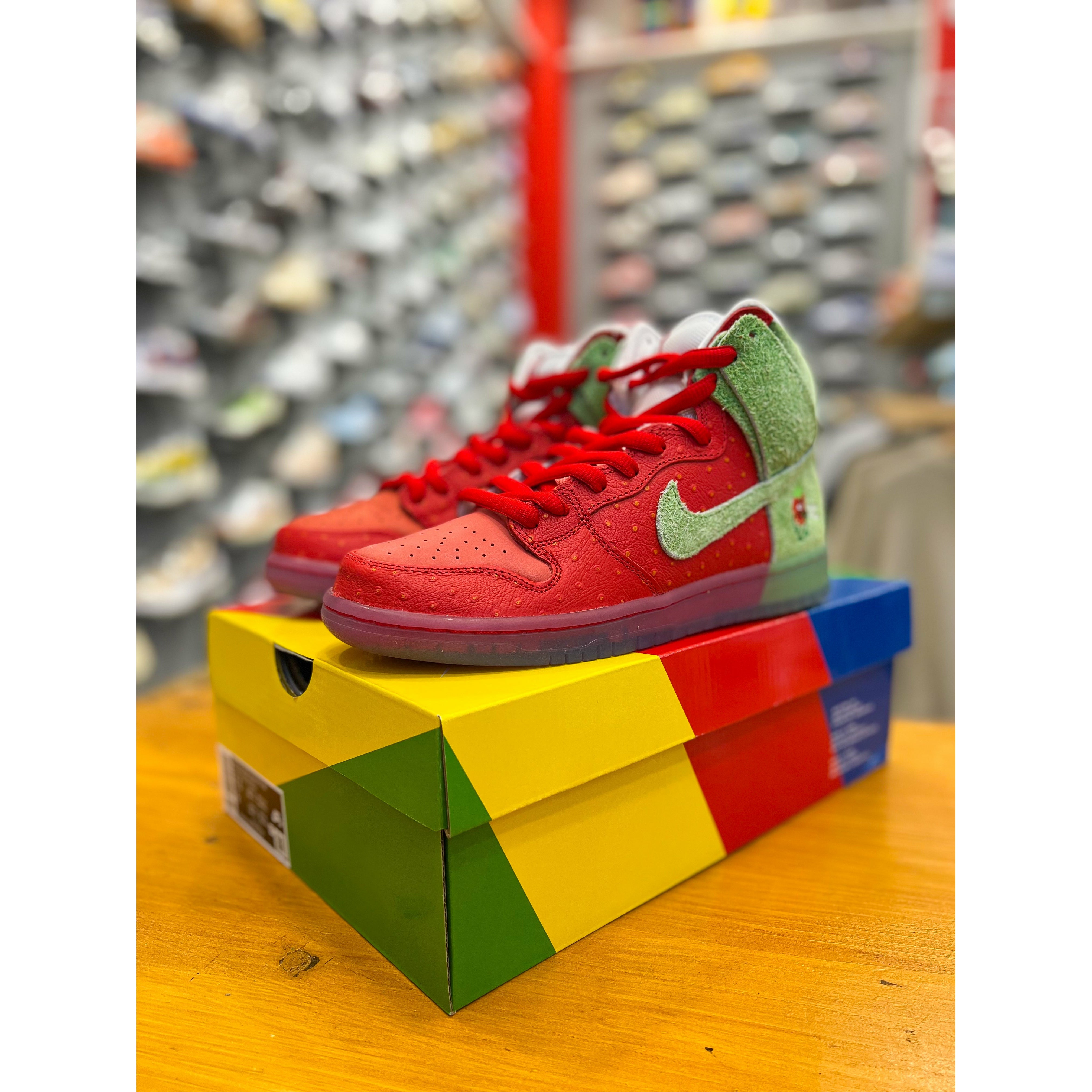 Nike sb strawberry deals cough