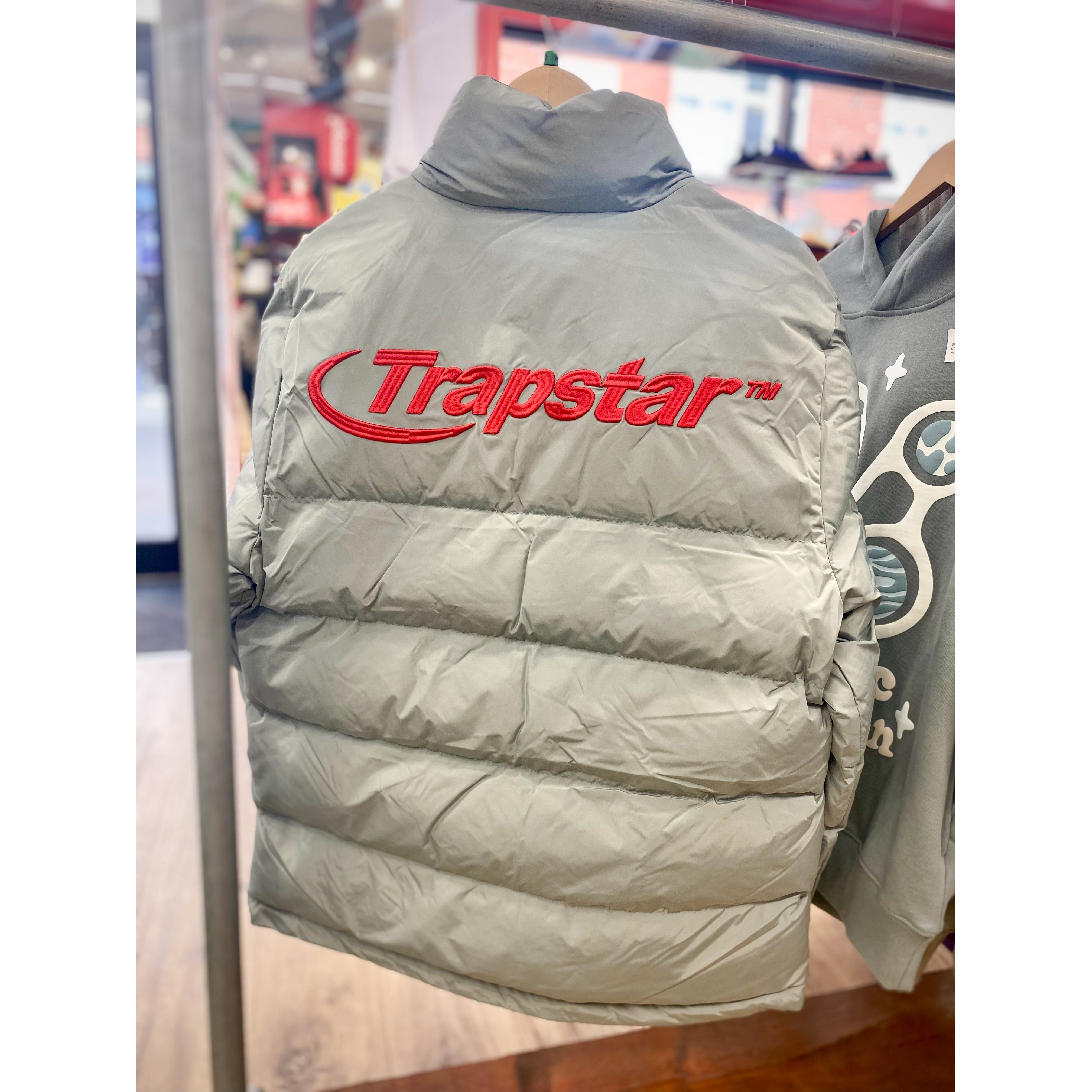 Trapstar hot sale bomber jacket