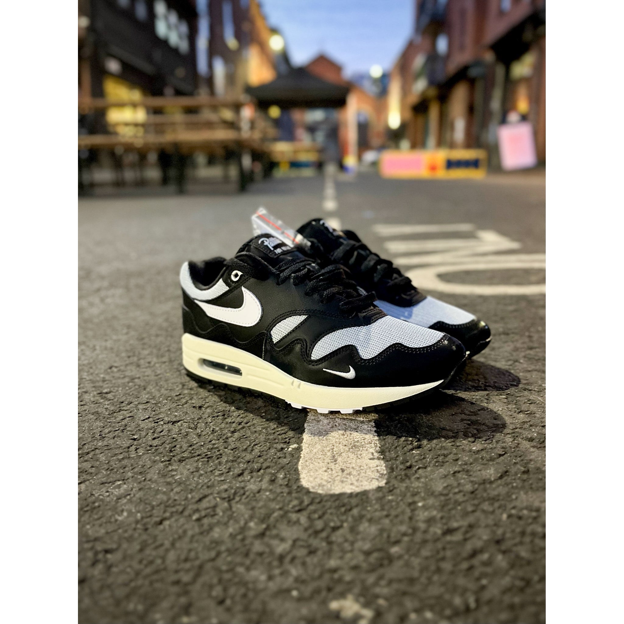 Nike Air Max 1 Patta Waves Black with Bracelet