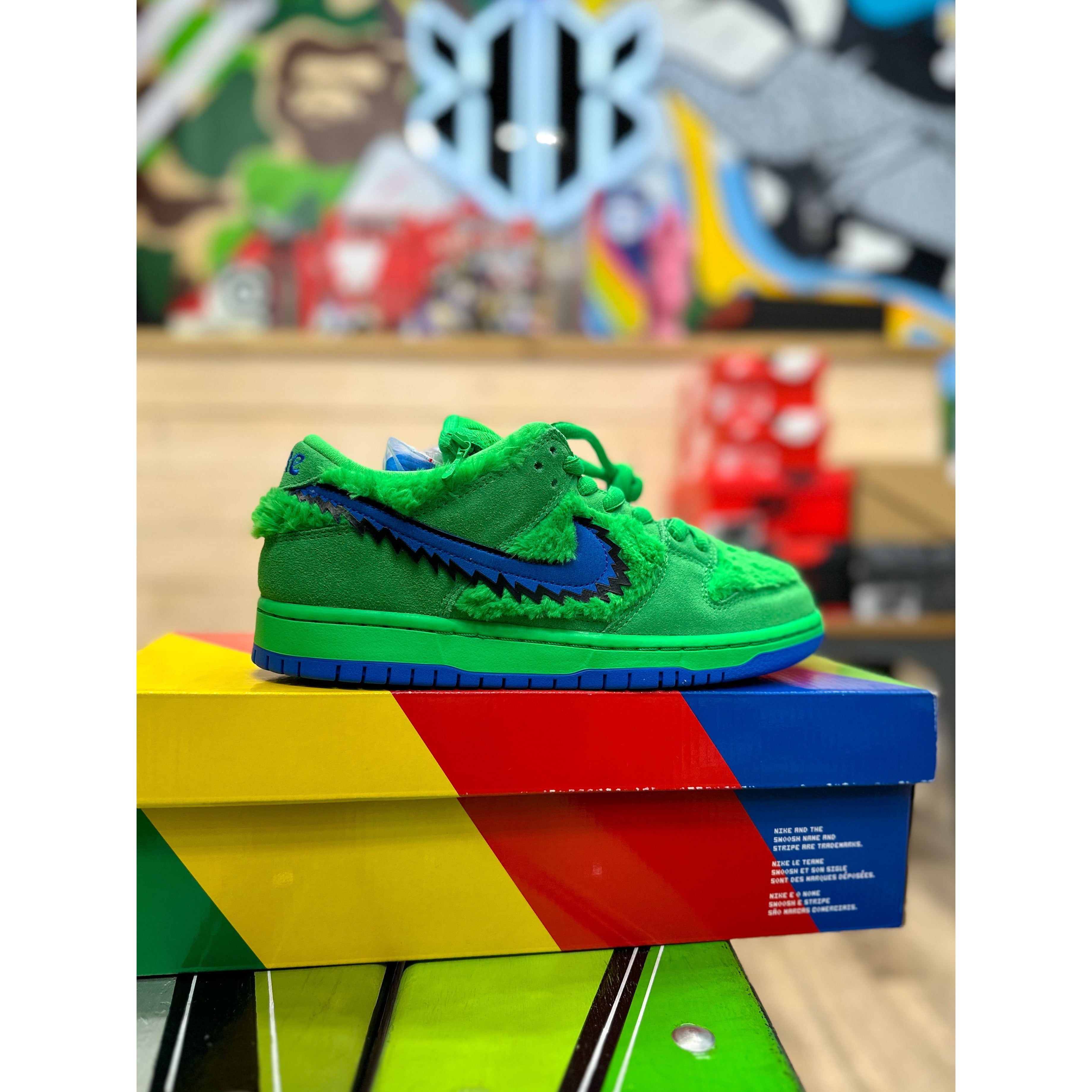 Nike SB Dunk Low Grateful Dead Bears Green