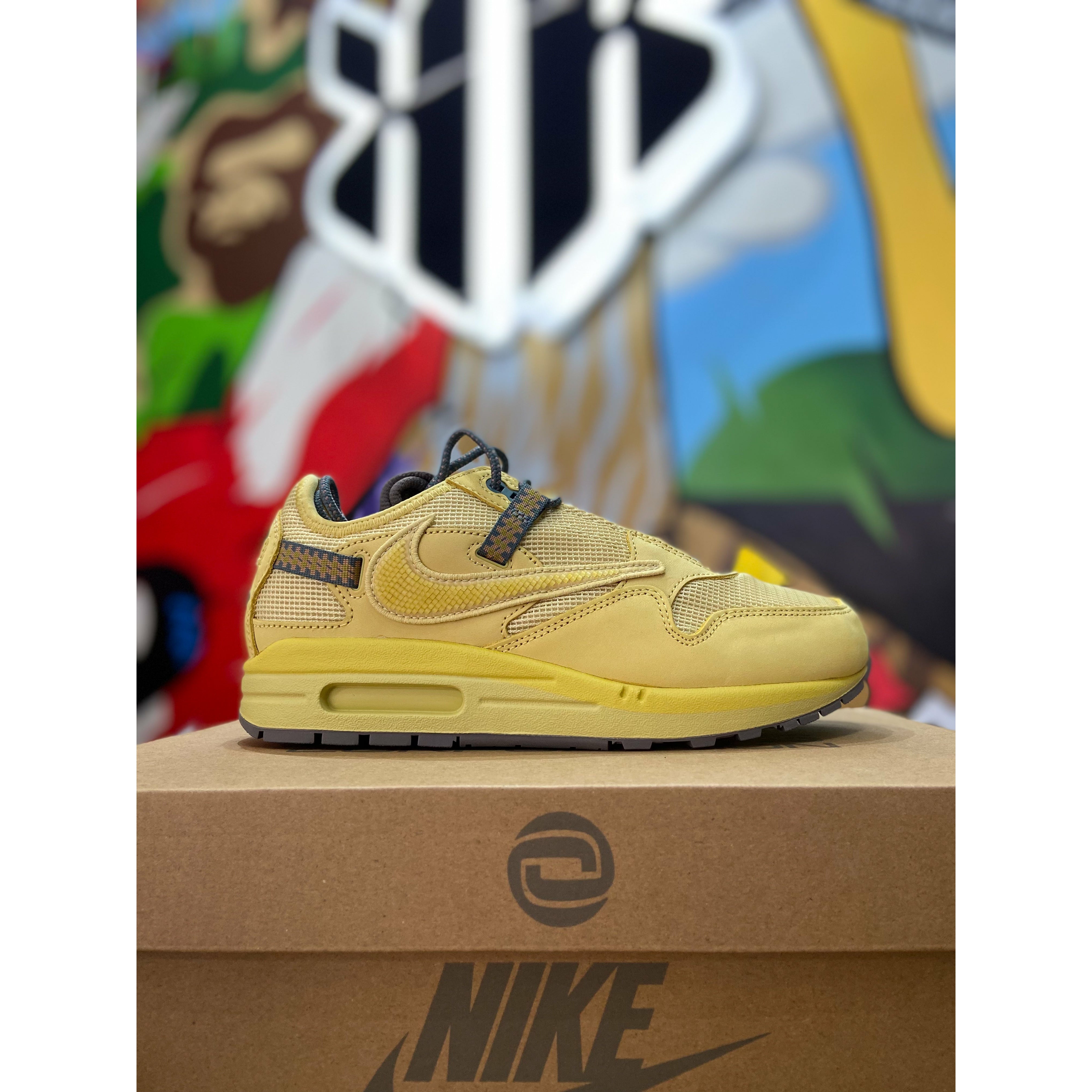 Nike Air Max 1 Travis Scott Cactus Jack Saturn Gold | Nike